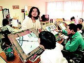 百萬畫作被當垃圾丟　獲賠25萬