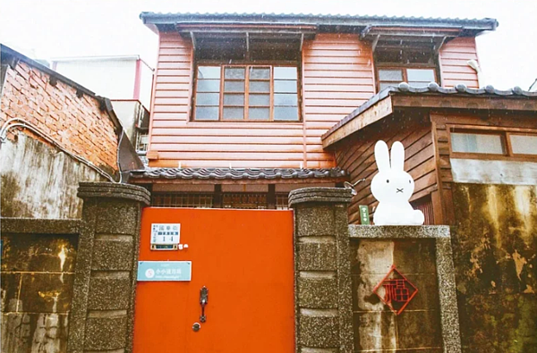 嘉市合法登記的民宿目前已增至11間,圖為小小逐月坊民宿。圖/嘉義市政府提供