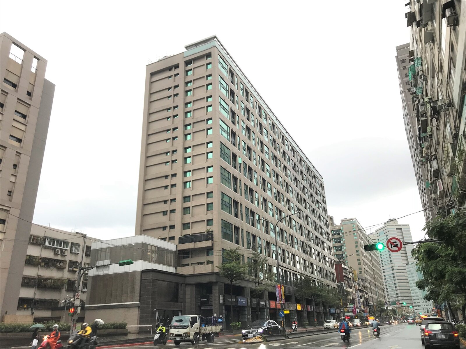 捷運共構宅EAT。記者游智文/攝影