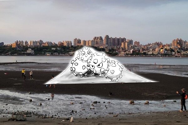 八里沙雕展快閃沙雕「消失的病毒」,將於9月17日在八里左岸公園旁沙灘上展出。圖/新北市高灘處提供