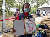 高林玉嬌力爭社區利益　打造美感整潔樟腳里