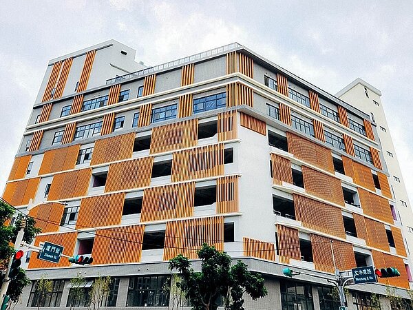 桃園廈門街立體停車場完工啟用。圖／桃園市政府提供