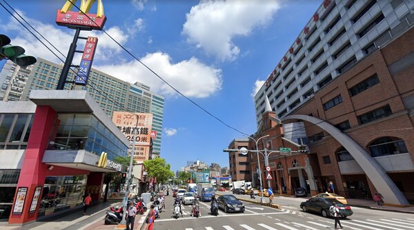 新竹市東區雖然是所得相當高的行政區，但也不乏領著一般薪水的人，這群人在房價飆漲的現在，想要買房可以說是難上加難。示意圖／取自Google maps
