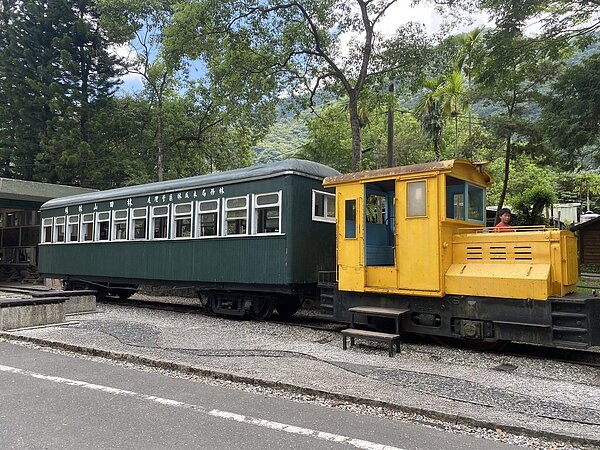 花蓮林田山林業文化園區保存的鐵道遺構、機車頭和車廂等,經評估有動態復駛觀光列車的潛力。聯合報系資料照