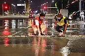 台東大地震造成高雄水管破裂　恐將大停水