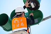 新北重要路口交通號誌不斷電系統　預計年底完成130處