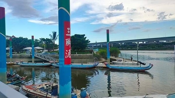 三腳渡，真正慢活的樂園。易小滿攝
