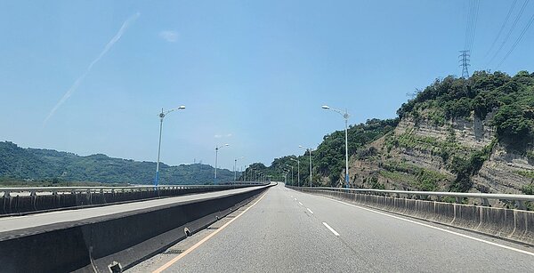 苗栗南橫140縣道因石虎保育實施區間測速,其中16至23公里處有逾5公里的高架路段,農業單位認為較無石虎路殺顧慮,地方盼取消區測。圖/聯合報資料照片