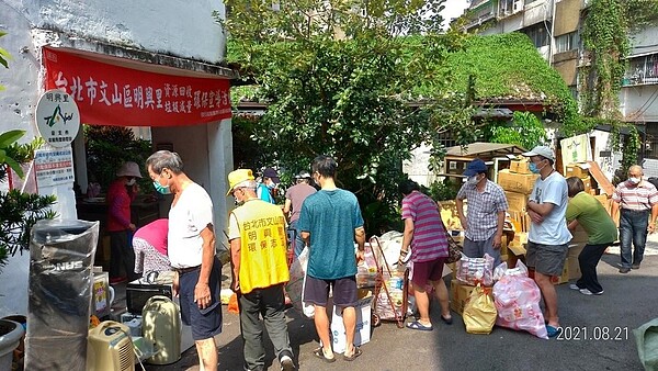 明興里資源回收活動/圖片由鄢健民里長提供