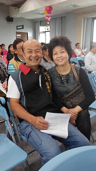 呂嘉群里長熱心助人,深受里民喜愛。圖/取自昌民里呂嘉群里長粉絲團臉書