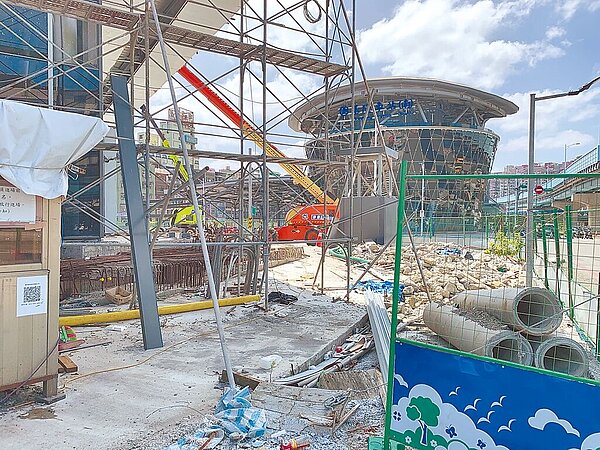 基隆市城際轉運站工程延宕,基隆市長林右昌29日表示,預計10月竣工。(基隆市議員莊敬聖提供/陳彩玲基隆傳真)