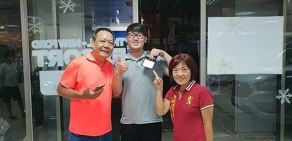 潘素娥里長個性爽朗,頗受里民喜愛。圖/取自雙鳳里辦公處臉書專頁