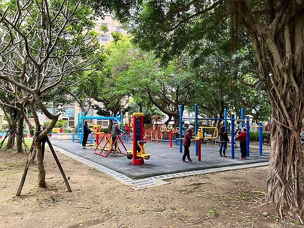 福壽公園位於信義里里內。圖/取自來新北玩公園公官網