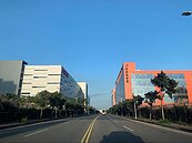 高鐵青埔站前持續火熱　壽險業拿下萬坪廠辦大案