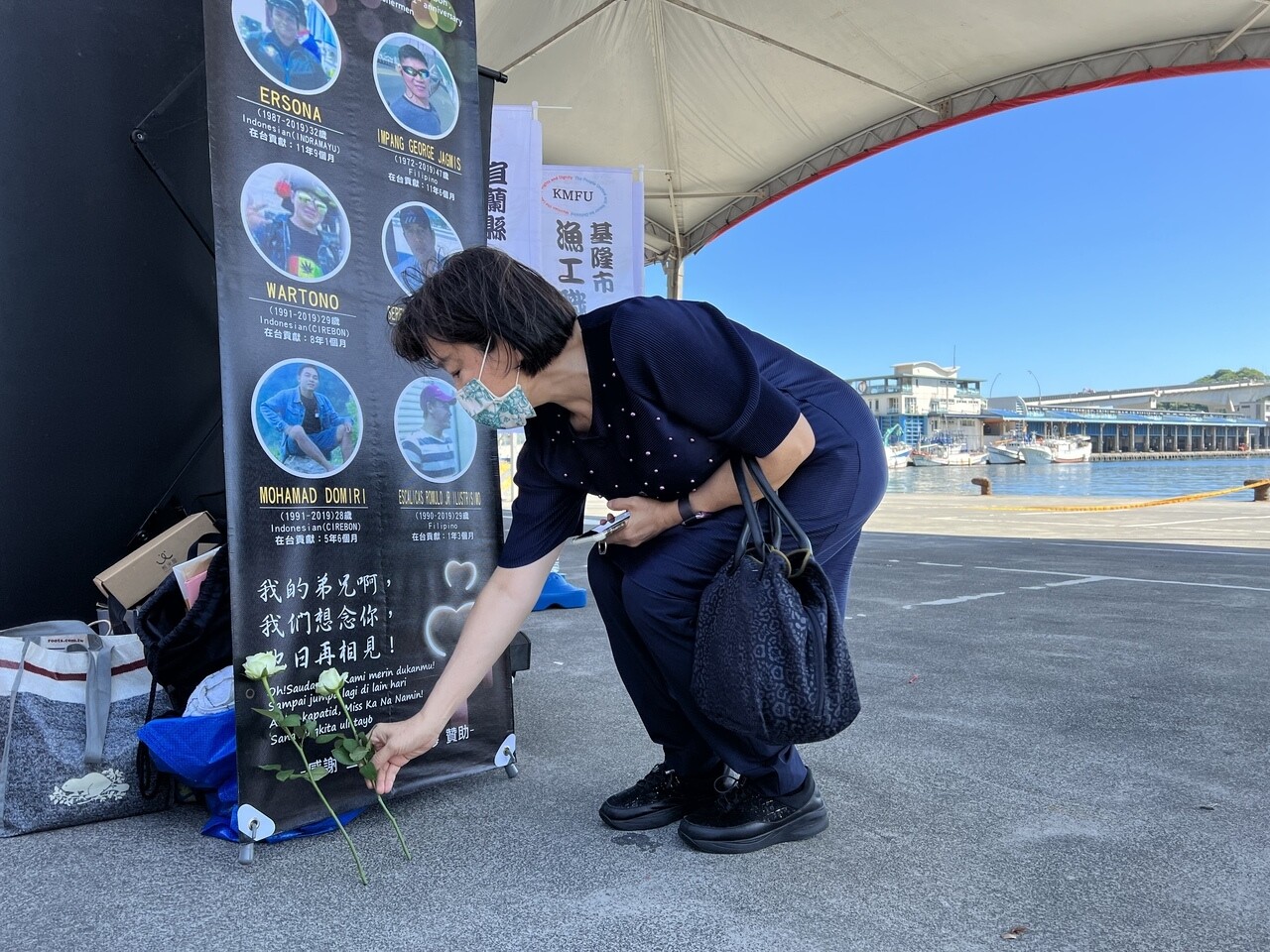 宜蘭南方澳跨港大橋2019年斷橋造成6人罹難，監察委員紀惠容昨到紀念會追思。記者林佳彣／攝影 