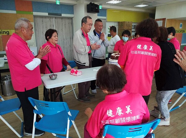 健康美據點活動。圖/擷取自里長粉專