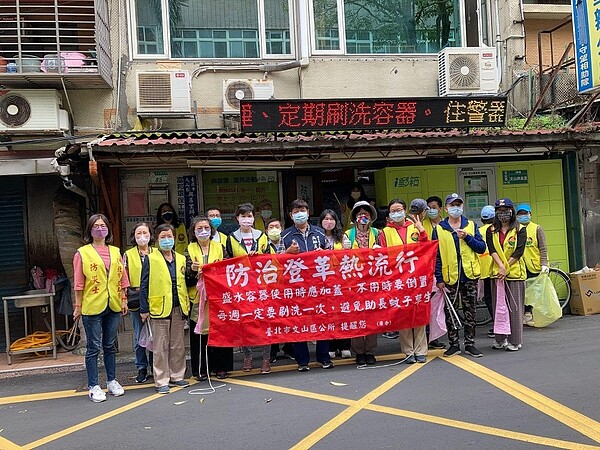 吳融昊里長成立巡守隊多年，與里內志工一起維護環境（圖／吳融昊里長提供）
