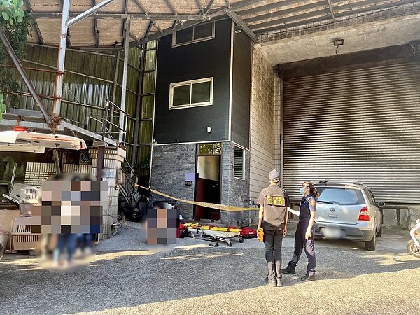 基隆吳姓電話線路安裝工人，4日下午施工時，電梯突下墜慘被夾死。記者游明煌／翻攝