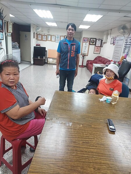 團結就是力量。圖／易小滿攝

