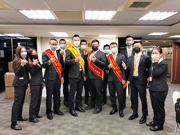 永慶房屋推出經紀人專屬的「永者幣」，只要完成工作項目即可獲得，為自己加薪。圖／永慶房產集團提供