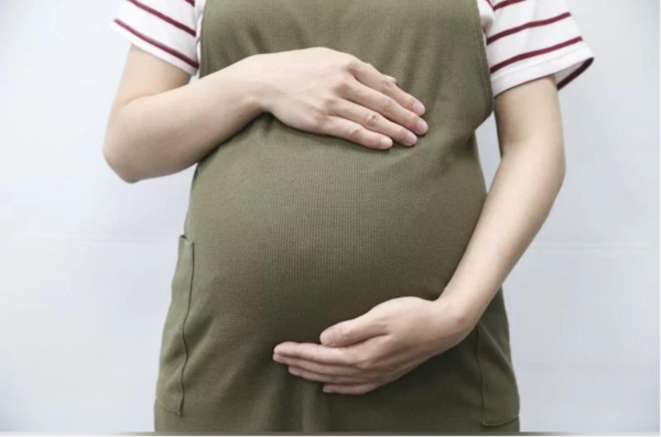 趙昭明提醒，備孕女性應停用口服A酸一個月以上再行受孕，才能降低對胎兒的影響。圖為示意圖／聯合報系資料照片