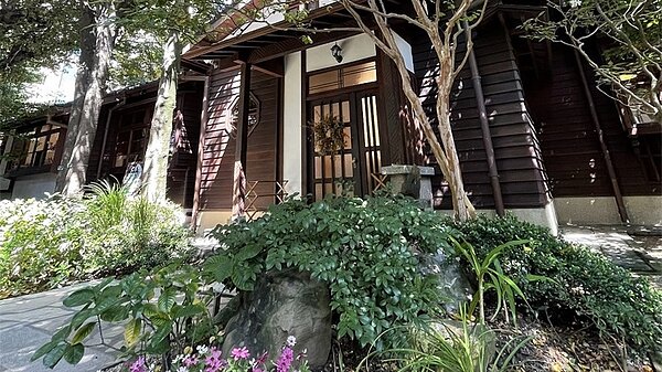 ▲「文房」改建自1930年「幸町日式宿舍」(圖/頂新和德文教基金會提供)