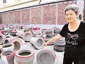 信眾集資　彩繪水利村石磨公