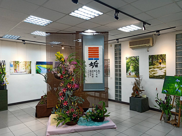 活動中心藝文展覽。圖片由周宥峻里長提供
