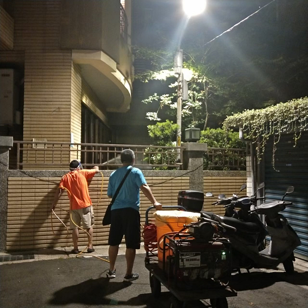 守望相助隊每週六的清消。圖片由周宥峻里長提供
