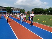 學生好幸福！中市府4年砸9.5億整建150校跑道