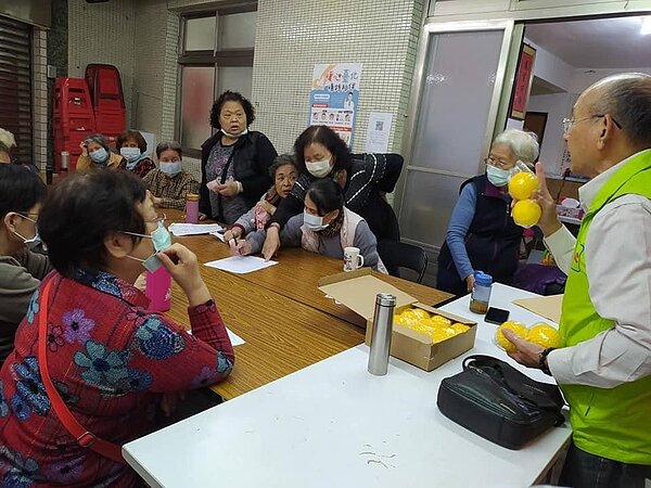 樟林里筋絡運動課程。圖／取自「陳文乾」臉書
