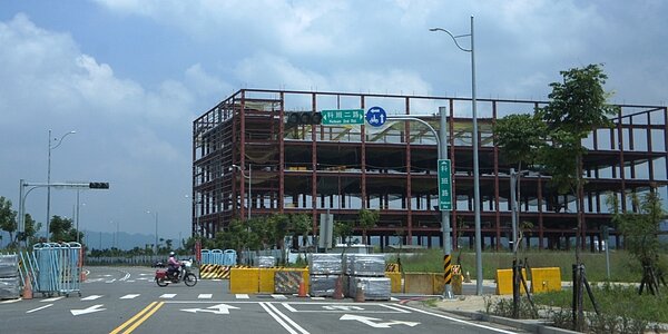 今年前三季全台大型工業地產,總成交金額近1,130億元,年增23%。圖/中時電子報資料照片