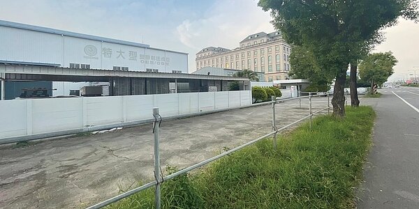 工業地產因企業需求殷切，第三季交易金額在全台占比達87％。圖為普華不動產標售台南永康精華交流道甲種工業地產。圖／業者提供