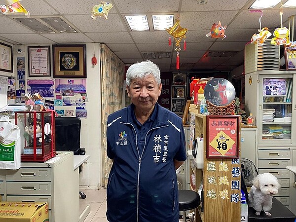 幸市里里長林禎吉過去為民防志工,現已擔任20年里長。圖/鄭曉雯攝
