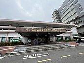 高雄鳳山醫院2期工程動土　陳其邁憶暖心故事讚長庚