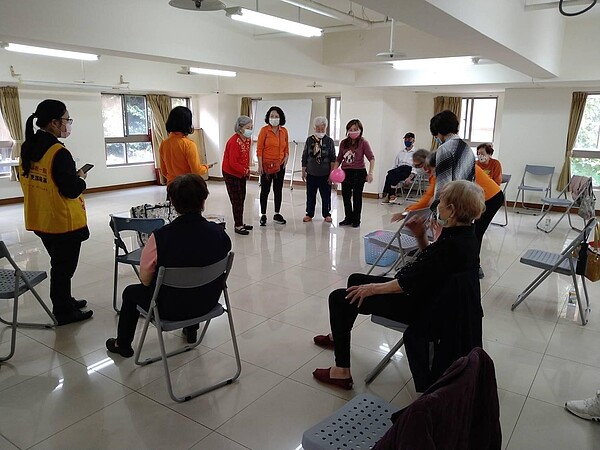 中原里共餐服務。圖／取自「台北市鄰里服務網」
