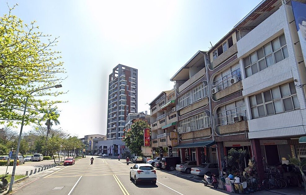 近三個月全台成屋降價物件大增，屏東降價求售的量也頗大；資深房仲透露屏東有些「自我感覺良好」的屋主，之前開價都頗高，很難賣出，目前多逐漸下調價格。圖／google map<br/>