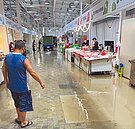 耗資1億　保安市場才整建就淹水