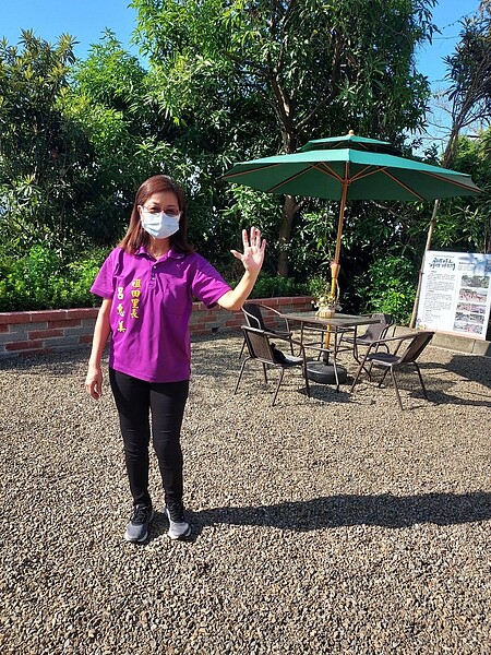 一秒度假感的「溪頭小苑」,里長呂惠美歡迎你。圖/易小滿攝