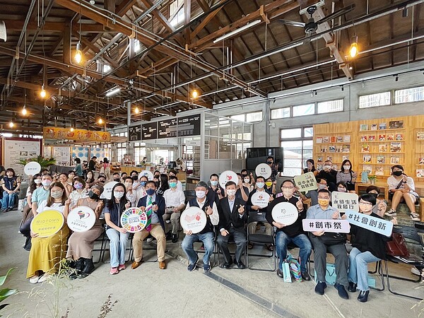 2022年臺中社會創新實驗基地成果發表會「創市祭」於第四市場辦理。圖/台中市政府提供