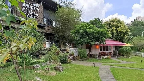 遠近知名的布佬廚房。圖／易小滿攝


