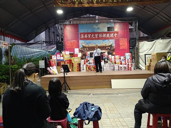 集英里元宵節聯歡晚會。圖／取自「臺北市鄰里服務網」
