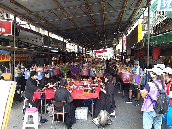 江山里慶讚中元合境平安。圖／取自「臺北市鄰里服務網」
