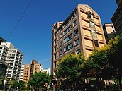 黑心仲介準備芭比Q！屋主「委託賣房」必看　達人用2招破解話術