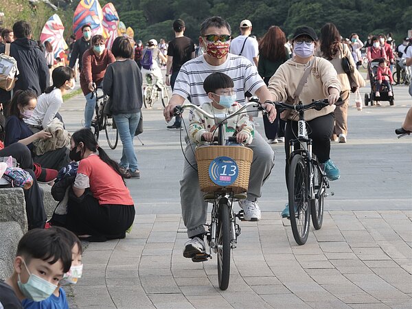 周四前都是水氣偏少的好天氣,但周五開始北部、東北部因東北風增強,迎風面水氣有逐漸增多趨勢。圖/聯合報系資料照