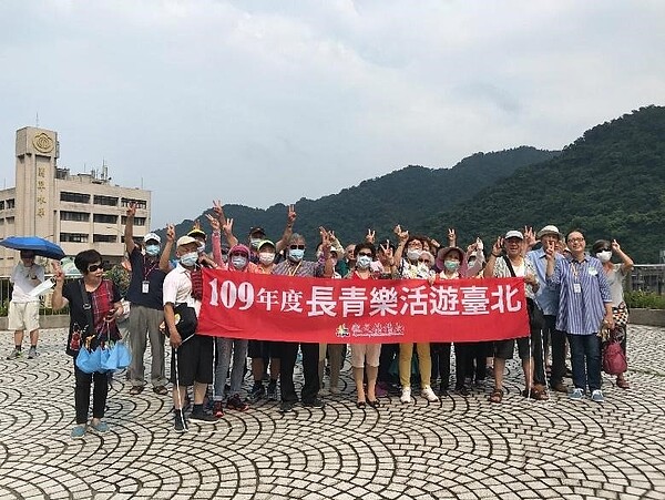 臺北市中正區永功里長青樂活遊臺北。圖／取自「永功里里長辦公處」臉書