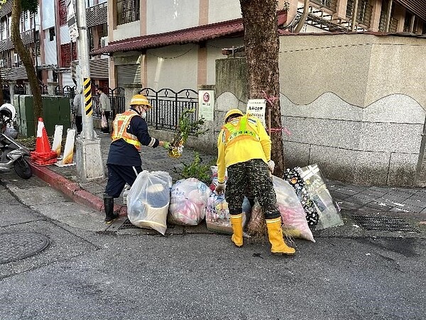 臺北市中正區永功里國家清潔週。圖／取自「臺北市鄰里服務網」