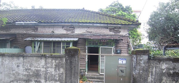 花蓮市歷史建築菁華街8巷1號是日據時期的廳舍,林管處將投入經費活化。圖/花蓮林管處提供