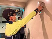 竹市補助老舊大樓「3燈2器1門」　明年再編1500萬元推動