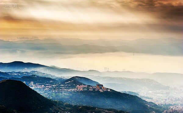 士林、天母、北投優質生活圈，名宅聚集，百貨商圈與民生消費機能成熟，附近有捷運且周邊擁有密集的醫院，有多所大學、貴族學校，還有關渡平原、北投溫泉、陽明山景等自然生態。